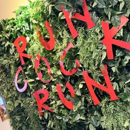 Run Cock Run! Run Cock Run!