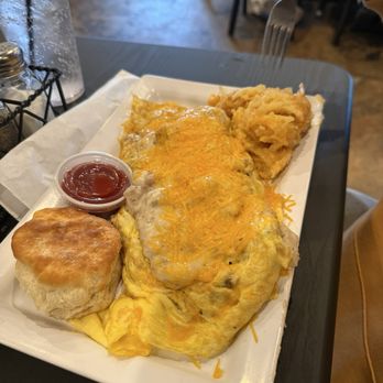 Wally Hatchet’s - California Cowboy omelette - Comfort Food Near Me - Memphis, Tennessee Wally Hatchet’s - California Cowboy omelette - Comfort Food Near Me - Memphis, Tennessee