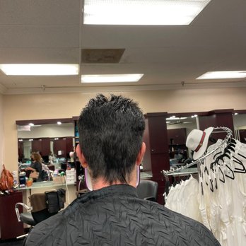 Glitz Salon - The amazingly aligned Mohawk style haircut. Laugh if you want. - Skin Care Near Me - Bakersfield, California Glitz Salon - The amazingly aligned Mohawk style haircut. Laugh if you want. - Skin Care Near Me - Bakersfield, California