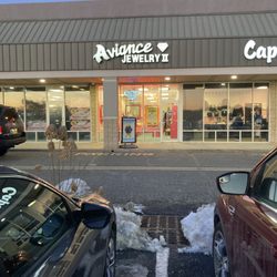 Aviance Jewelry II - Worst jewelry store in the area