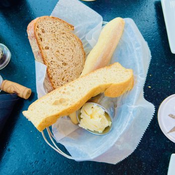 Arrowhead Grill - bread basket - Seafood Near Me - Glendale, Arizona