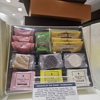 ROYCE' Chocolate - Yum! - Chocolatiers & Shops Near Me - Las Vegas, Nevada ROYCE' Chocolate - Yum! - Chocolatiers & Shops Near Me - Las Vegas, Nevada