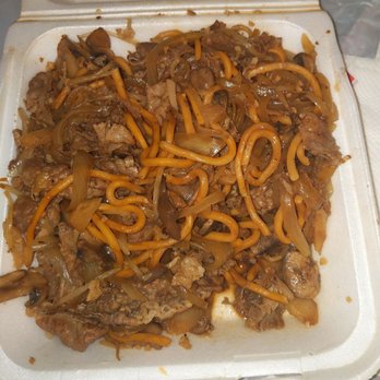 BB Mongolian BBQ - Beef, pork, onion, mushroom, water chestnuts, pineapple, bean sprouts, & extra garlic. - Mongolian Near Me - Cypress, California
