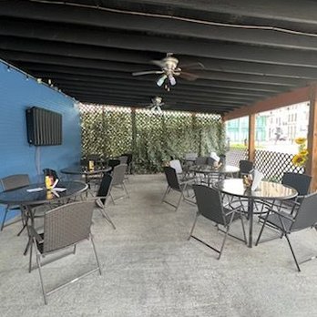 Chef Shaqs Kitchen - American Near Me - Louisville, Kentucky