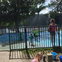 Yates Park - Kid's splash pad area