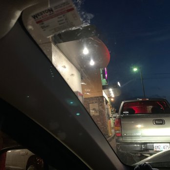 Taco Bell - Taco Bell extremely long wait - Fast Food Near Me - Sandy, Oregon