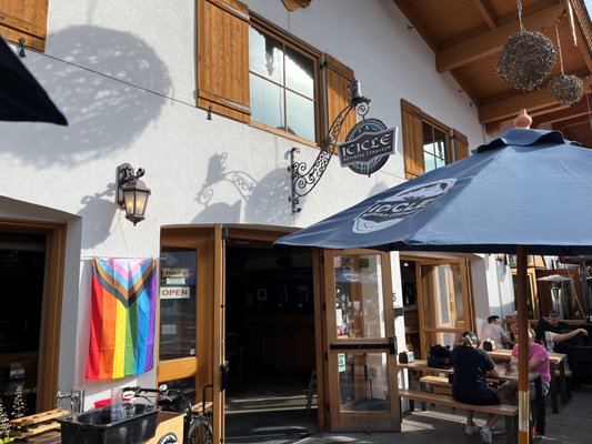 Icicle Brewing Company by null