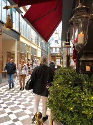 Passage des Panoramas by null