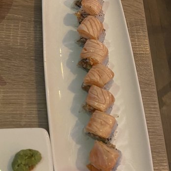 Jing - Seared double salmon roll - Sushi Bars Near Me - Aspen, Colorado Jing - Seared double salmon roll - Sushi Bars Near Me - Aspen, Colorado