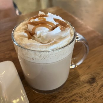 Amelie’s - Salted caramel latte - Cafes Near Me - Charlotte, North Carolina