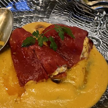 Del Mar - Jumbo lump crab Stuffed pepper with caviar sauce - Spanish Near Me - Washington, DC, District of Columbia