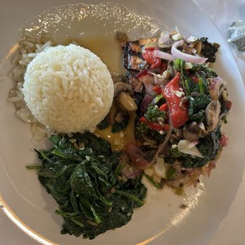 RoccoVino's Italian Restaurant - Baccal Siciliano salmon I think. Beyond fabulous! - Pizza Near Me - Carol Stream, Illinois RoccoVino's Italian Restaurant - Baccal Siciliano salmon I think. Beyond fabulous! - Pizza Near Me - Carol Stream, Illinois