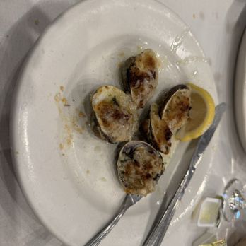 Don Peppe - Italian Near Me - South Ozone Park, New York