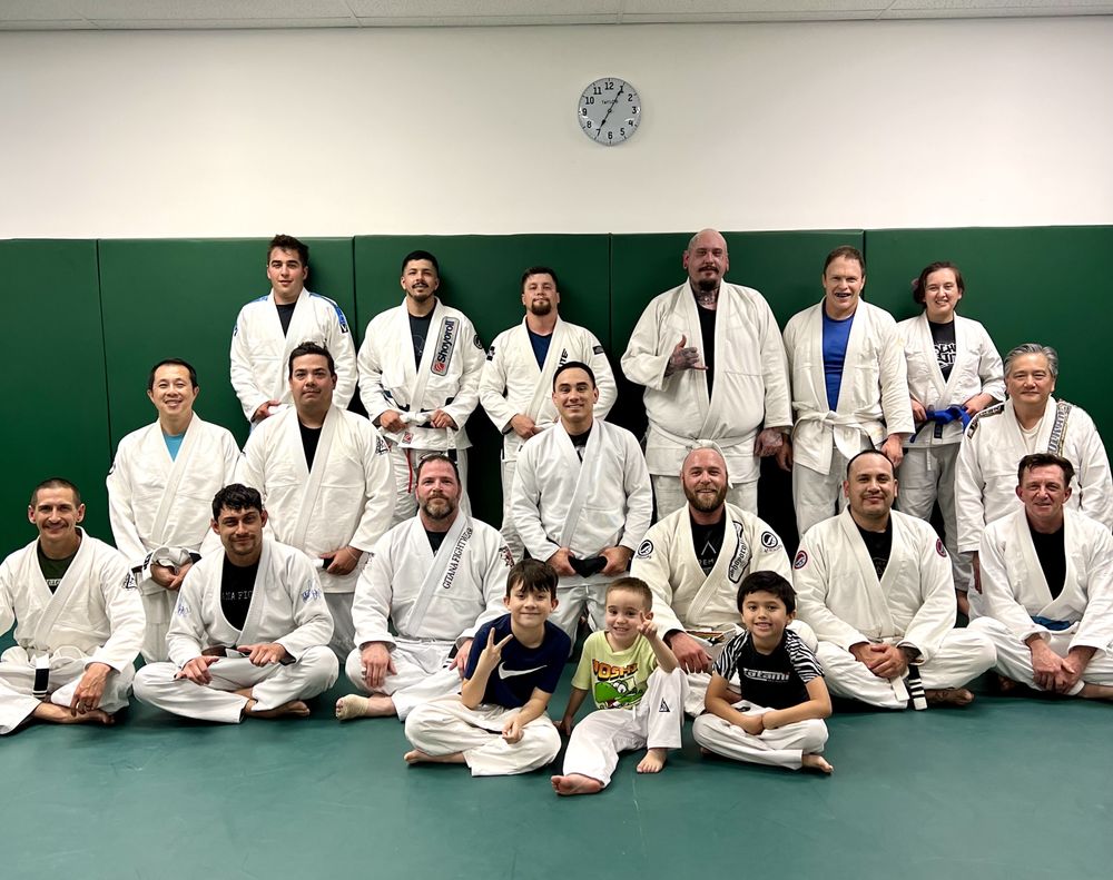 Premier Jiu Jitsu Academy Logo