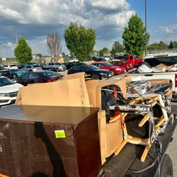 Jones On The Go Mechanic and Hauling - Garge cleanout 2