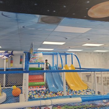 La La Land Indoor Playground - Indoor Playcenter Near Me - Burbank, California La La Land Indoor Playground - Indoor Playcenter Near Me - Burbank, California