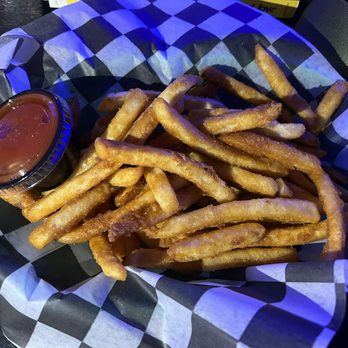 Luci's Pizza Bar - French Fries (Small) - Pizza Near Me - Abington, Massachusetts Luci's Pizza Bar - French Fries (Small) - Pizza Near Me - Abington, Massachusetts