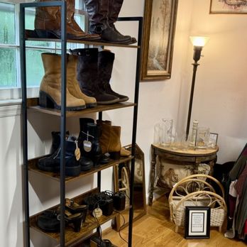 The Studio - Gift Shops Near Me - Apex, North Carolina