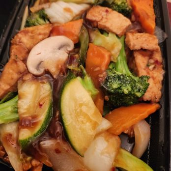 JJ China Restaurant - Vegetable delight with garlic sauce and tofu - Chinese Near Me - Morrisville, North Carolina