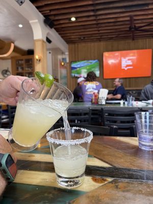 Guava Beach Bar & Grill by null