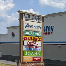Valley Crossing - Valley Crossing, Hickory