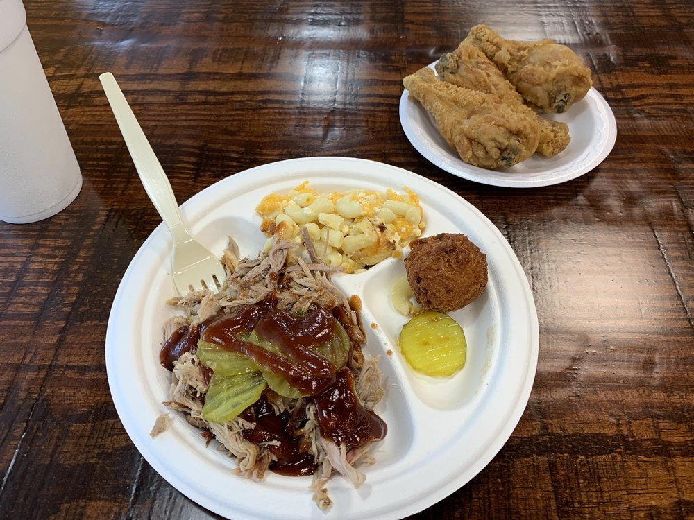 DUKES BBQ 32 Photos & 85 Reviews Barbeque 331 Folly Rd