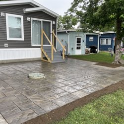 Mistic - Patio install unilock pavers