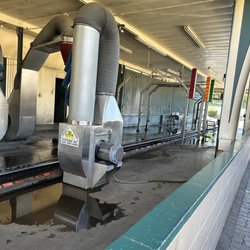 Main Street Car Wash - Car wash area