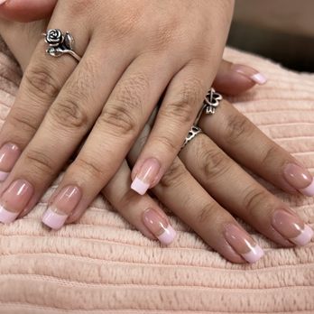 LacquerBox Nail Studio - Nail Salons Near Me - Arlington, Texas