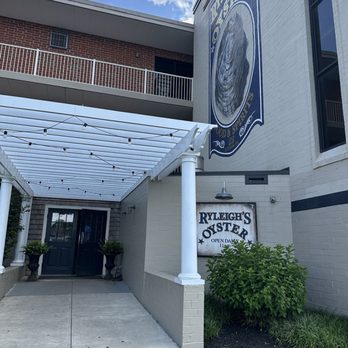 Ryleigh's Oyster - Outside - Seafood Near Me - Hunt Valley, Maryland Ryleigh's Oyster - Outside - Seafood Near Me - Hunt Valley, Maryland