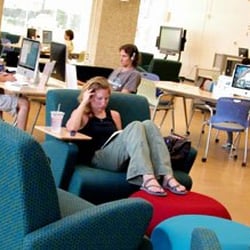Howard-Tilton Memorial Library - Learning commons (first floor)