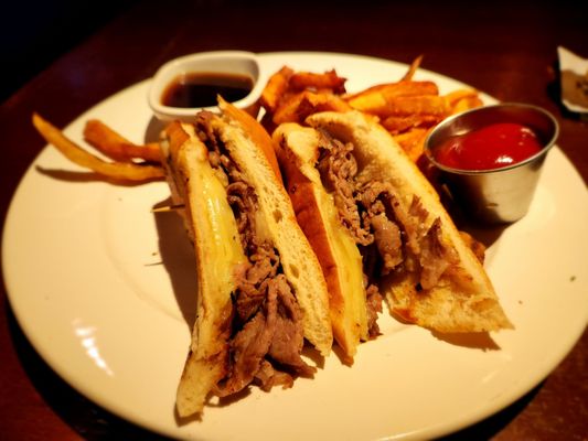 Marlow's Tavern by null