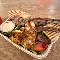 Zaki Grill - Chicken and lamb chops combo bowl.