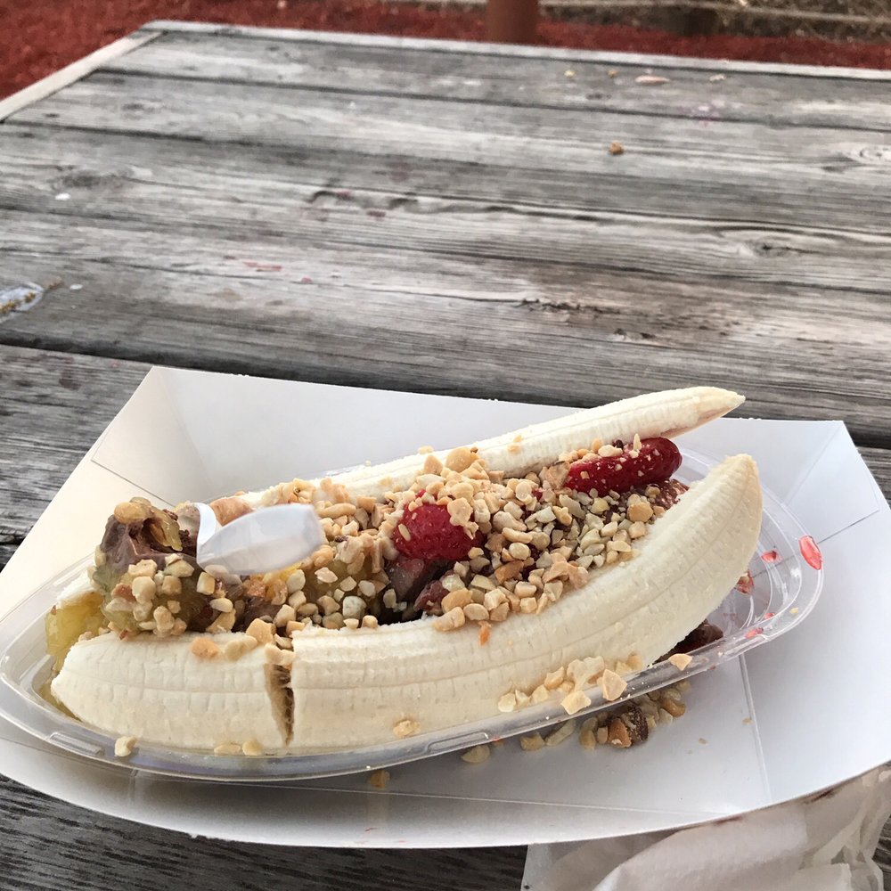 Captain Sundae - Banana split made vegan - Ice Cream & Frozen Yogurt Near Me - Holland, Michigan Captain Sundae - Banana split made vegan - Ice Cream & Frozen Yogurt Near Me - Holland, Michigan