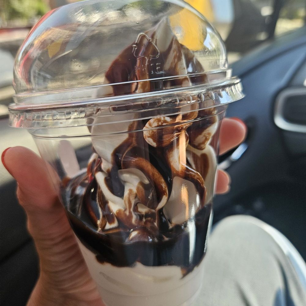 Wienerschnitzel - Half empty actual size of ice cream sundae - Fast Food Near Me - Laguna Hills, California Wienerschnitzel - Half empty actual size of ice cream sundae - Fast Food Near Me - Laguna Hills, California