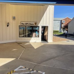 Exterior photo of The UPS Store - Alameda, California Exterior photo of The UPS Store - Alameda, California