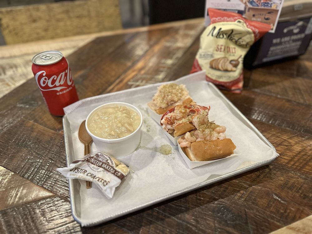 Luke's Lobster Chicago City Hall