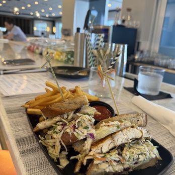 Ocean Ave Bar & Kitchen - Smash burger and redfish sandwich! - Bars Near Me - Riviera Beach, Florida Ocean Ave Bar & Kitchen - Smash burger and redfish sandwich! - Bars Near Me - Riviera Beach, Florida