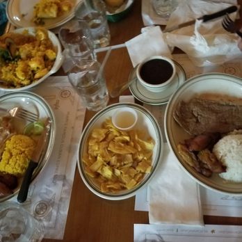 La Carreta - Cuban Near Me - Miami, Florida