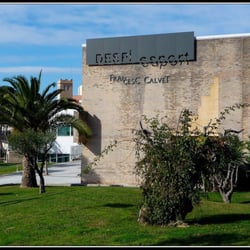 Polideportivo Municipal Francesc Calvet - Poliesportiu Francesc calvet