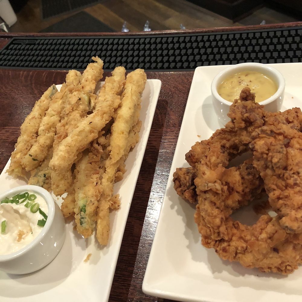 Lightfoot Restaurant - Zucchini fries on the left - American Near Me - Leesburg, Virginia Lightfoot Restaurant - Zucchini fries on the left - American Near Me - Leesburg, Virginia