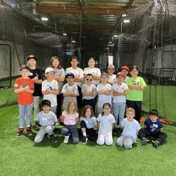 Vacaville Batting Cages - Group picture of baseball camp