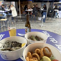 Mer du Nord - Oysters, razor clams, & calamari