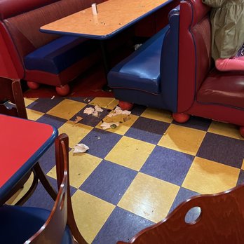 John's Incredible Pizza - Riverside - Dining rooms - Arcades Near Me - Riverside, California