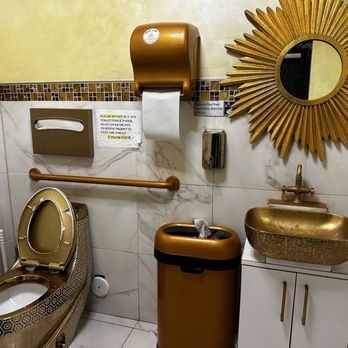 Pho Lab - Golden bathroom - Vietnamese Near Me - Huntington Beach, California