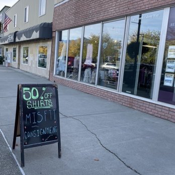 Misfit Consignment & The Boutique On Main - Misfit Consignment, Palmer, Alaska - Women's Clothing Near Me - Palmer, Alaska Misfit Consignment & The Boutique On Main - Misfit Consignment, Palmer, Alaska - Women's Clothing Near Me - Palmer, Alaska