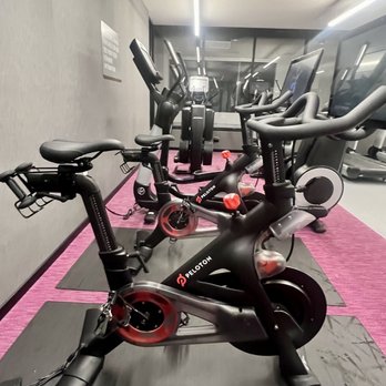 Element Seattle Redmond - Pelotons in the gym - Hotels Near Me - Redmond, Washington