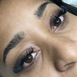 Coco Beauty Studio - Volume lashes