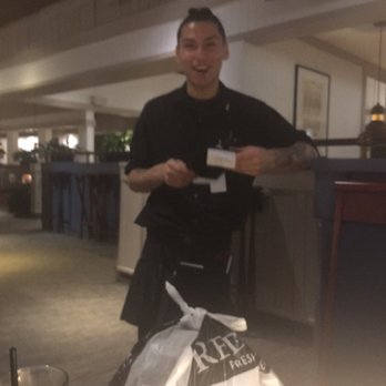 Red Lobster - Caesar the best customer service server in this establishment.#1 server Kaylee I believe name I'll be back like Arnold would say. - Seafood Near Me - Fairfield, California