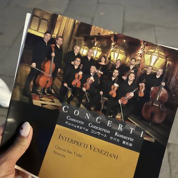 Interpreti Veneziani - You aren't allowed to take pictures or make video in the church during the show. - Music Venues Near Me - Venezia, VE